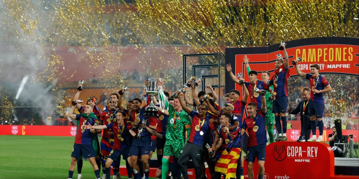 Chelsea make approach for £103k-a-week Barcelona legend who Man Utd want