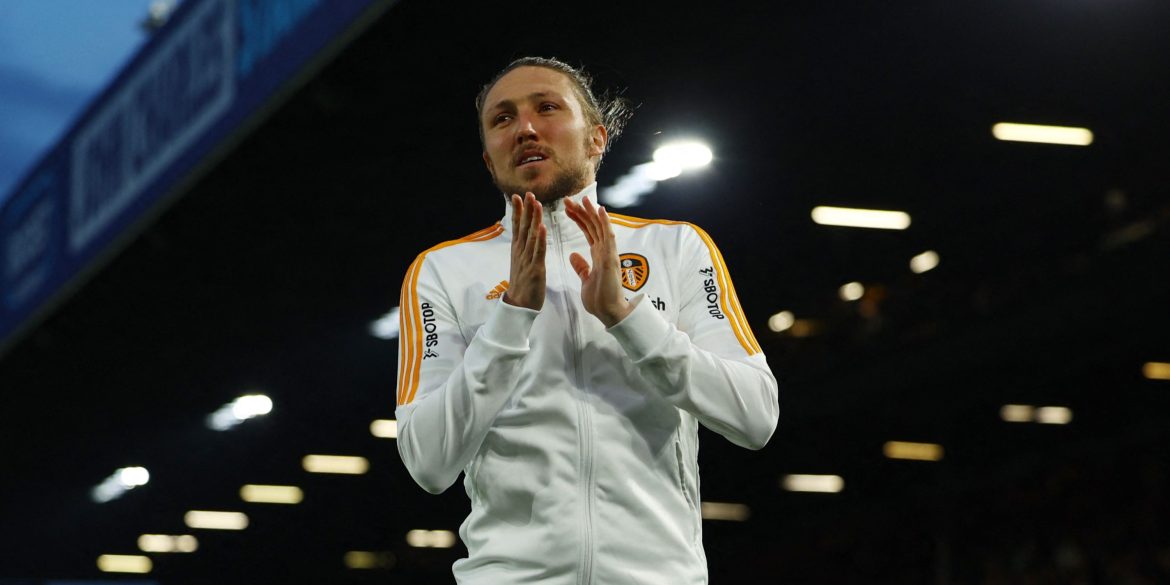 Leeds Could Ditch Ayling By Signing ‘Complete’ £4m Flyer